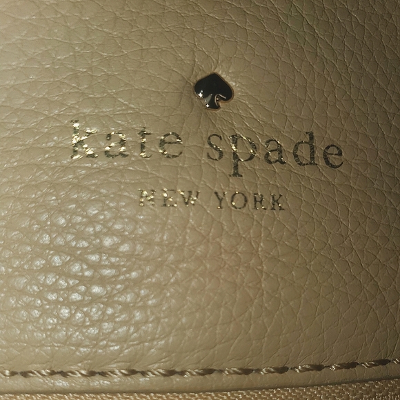 ♠️Kate Spade Cobble Hill Ellen Leather Crossbody Purse, EUC♠️ - Picture 14 of 14